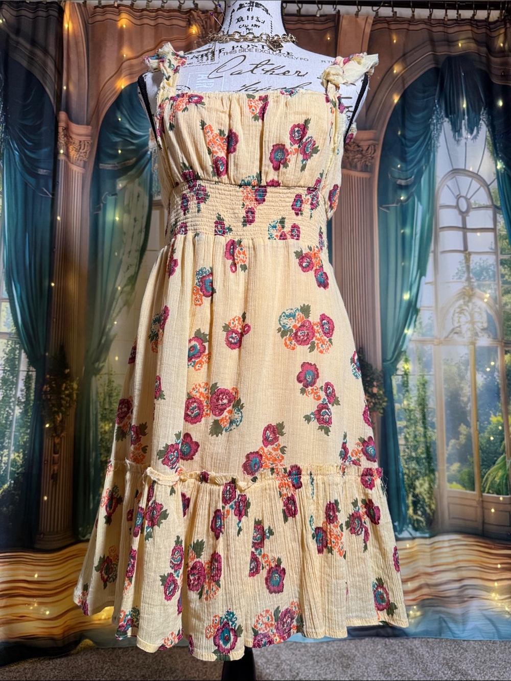 Urban Outfitters Size M Yellow Floral Smocked Midi Dress - Picture 7 of 9